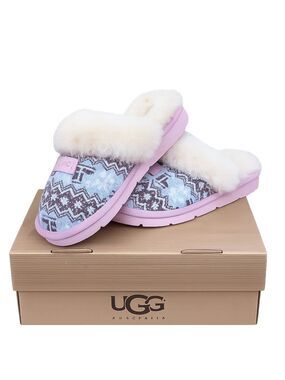 UGG Blue/Pink Cozy Nordic Knit Lamb Fur Lined Mule Slippers. Size 5.  New NIB